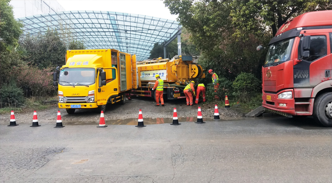 顺庆成区雨污水管网“四位一体”检测疏通项目